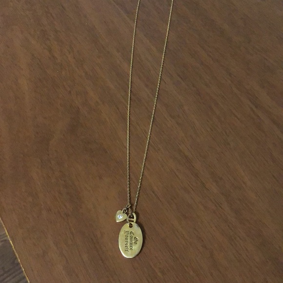 Juicy couture, gold dog tag necklace - Picture 2 of 4